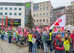 Wieder Hunderte Protestieren In Jena 17